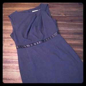 Professional Calvin Klein grey Sheath Dress